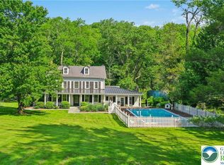 282 Crabapple Ln, East Stroudsburg, PA 18302