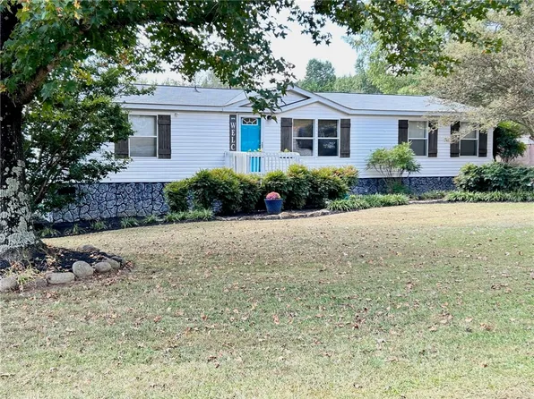 110 Crappie Dr, Williamston, SC 29697