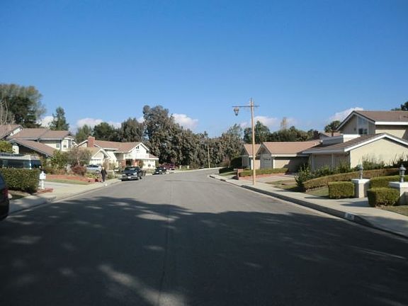2nd image of 490 S Westridge Cir