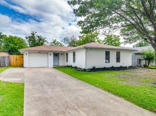 808 Meadowdale Dr, Royse City, TX 75189
