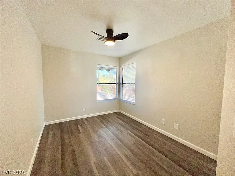 480 Elm Dr #206 — Photo 13