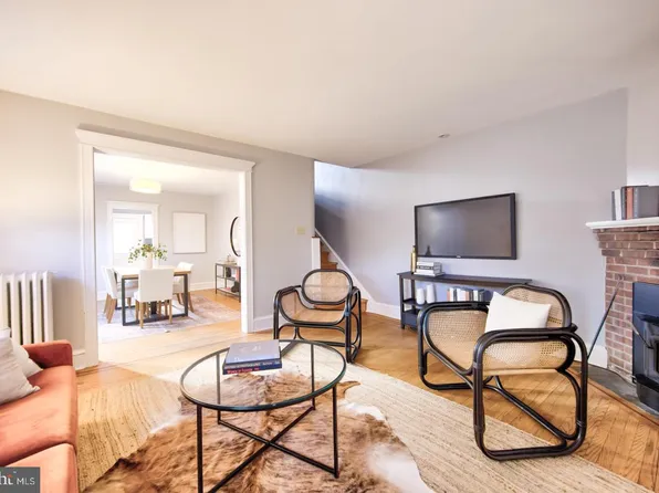 576 Barrett Ave, Haverford, PA 19041