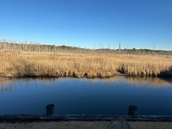 165 Royal Dr, Brick, NJ 08723