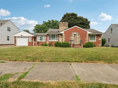 1755 Glenmount Ave, Akron, OH, 44301