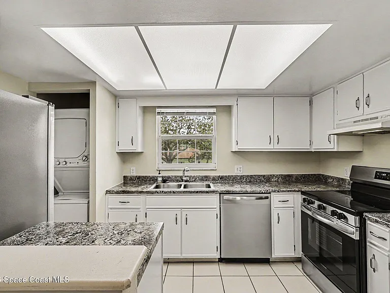 3135 Shady Dell Ln #239 — Photo 8