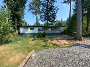 6268 Spruce Ct, Maple Falls, WA 98266
