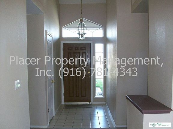 3rd image of 8016 Velvet Glen Ct