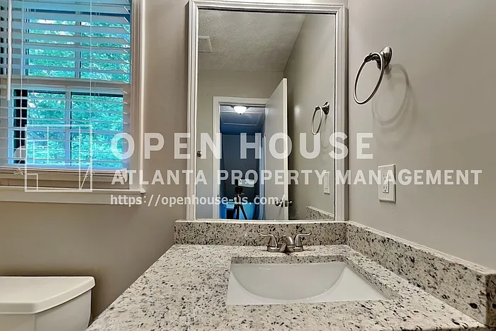 3111 Fife Way — Photo 16