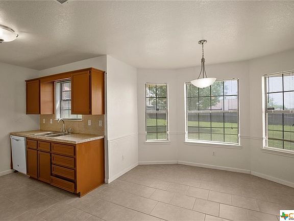5th image of 4200 Breckenridge Dr