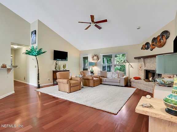 5th image of 4539 BEACON Drive W