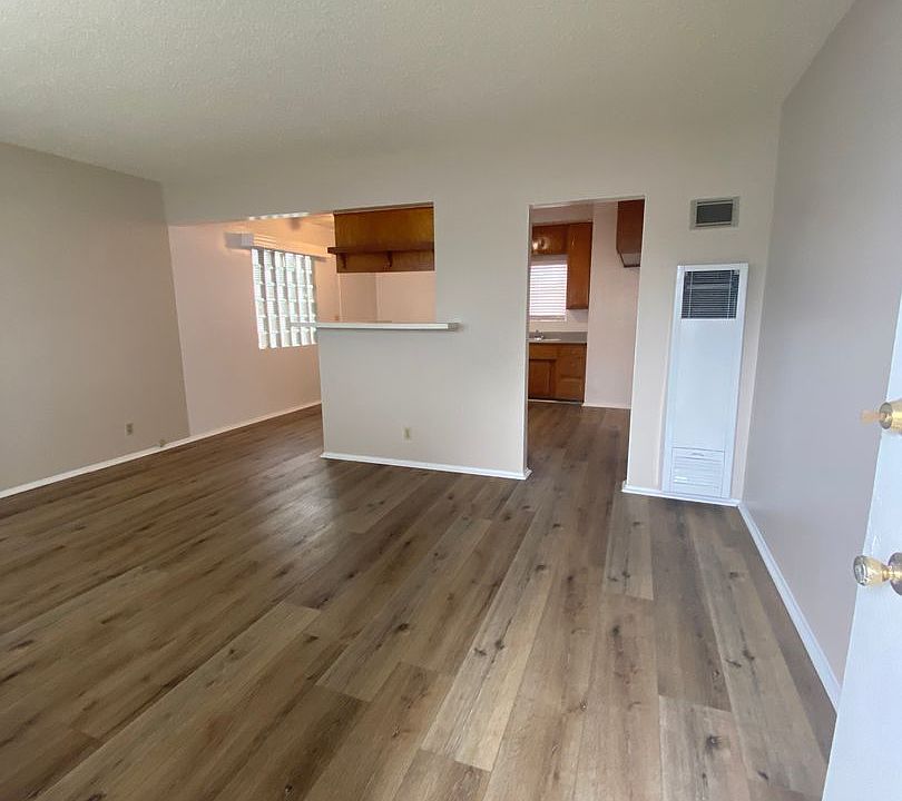 1st image of 1114 & 1120 E Harding St #20B