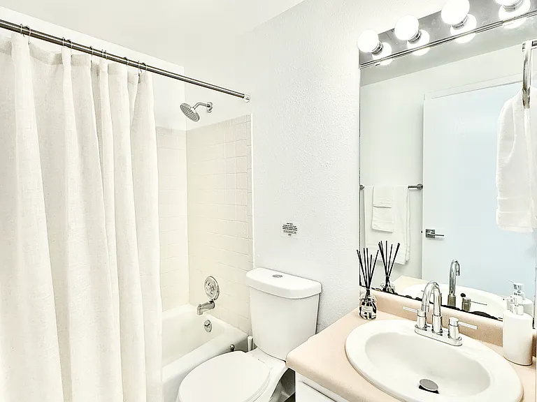 7834 S Chadbourne Dr #B — Photo 28