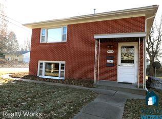 4147 Lenox Ave, Lincoln, NE 68510