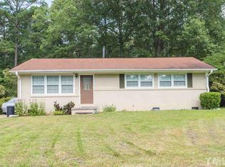 6 Holmes Cir, Durham, NC 27713