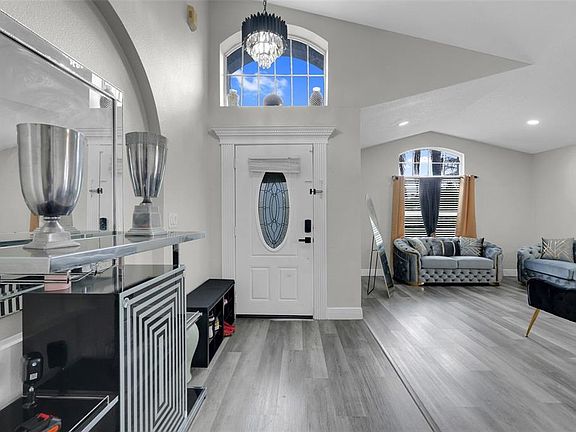 5th image of 2109 CARBINE COURT