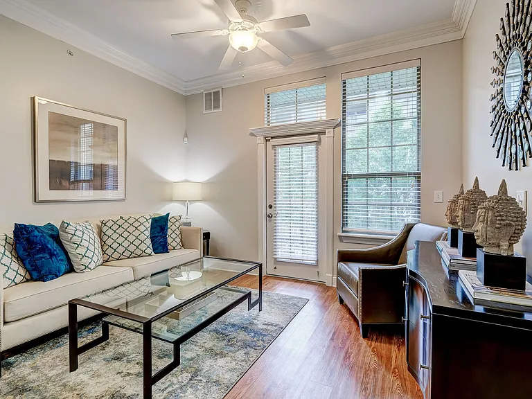 Liberty Place Apartments — Photo 12