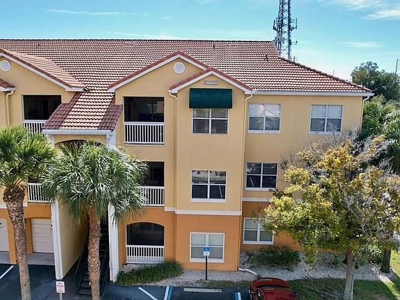 2nd image of 10764 70th Ave #1308