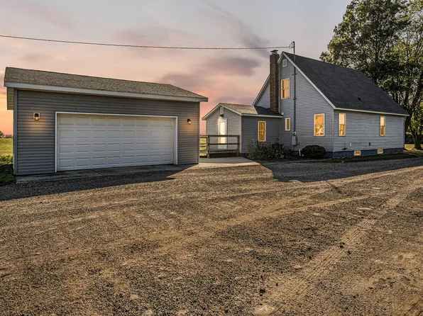 12756 Kenowa Ave NW, Kent City, MI 49330