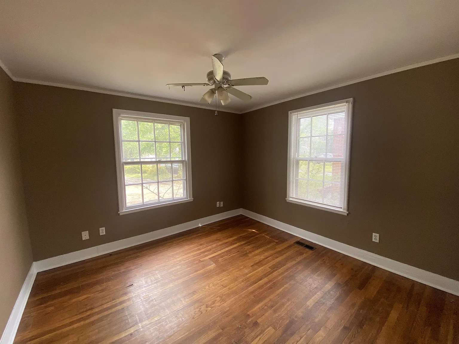 328 Roger Ave - 1 — Photo 3