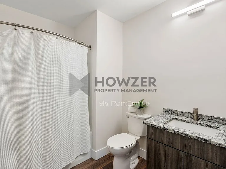 850 Falmouth Rd — Photo 24