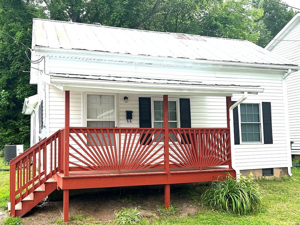 1st image of 407 Brook Ave