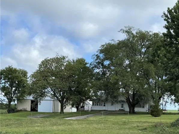 15178 Omaha Rd, Maitland, MO 64466