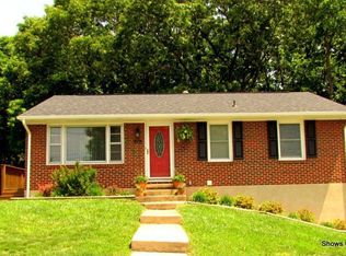 952 Emerald Dr, Vinton, VA 24179
