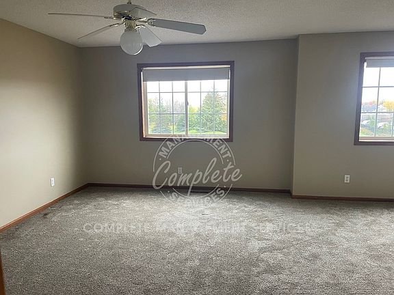 5th image of 17389 Glacier Way