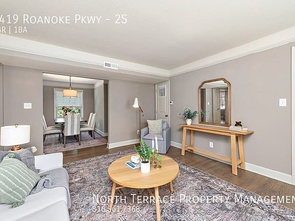 3rd image of 4419 Roanoke Pkwy #2