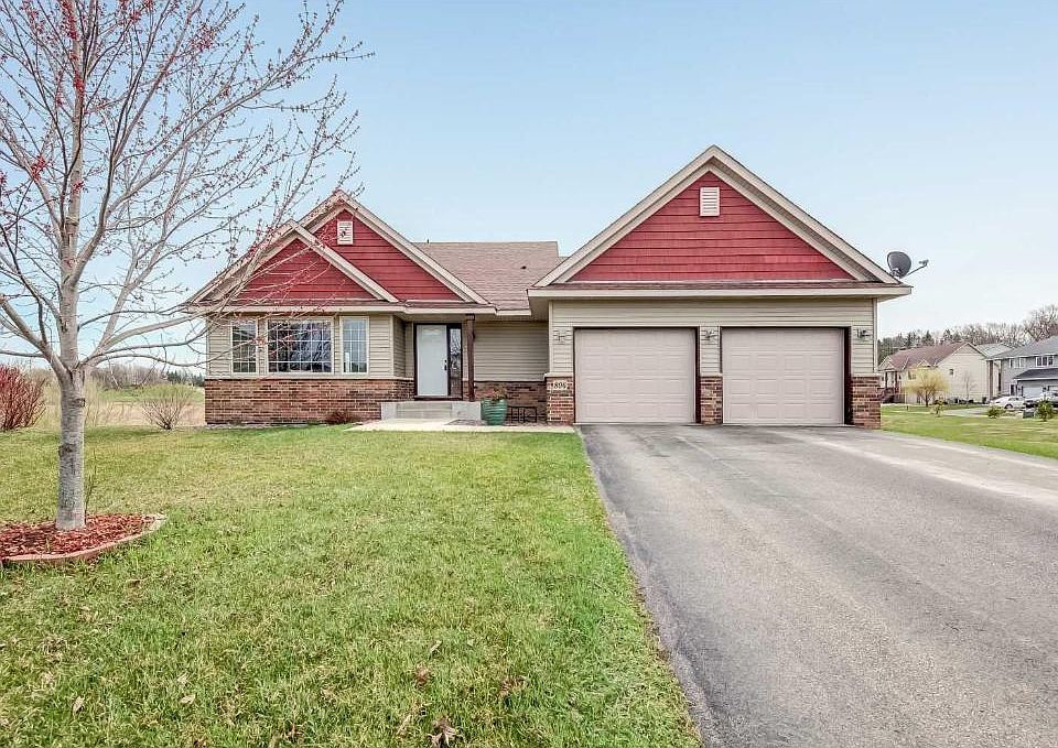 1st image of 806 Harvest Cir SW