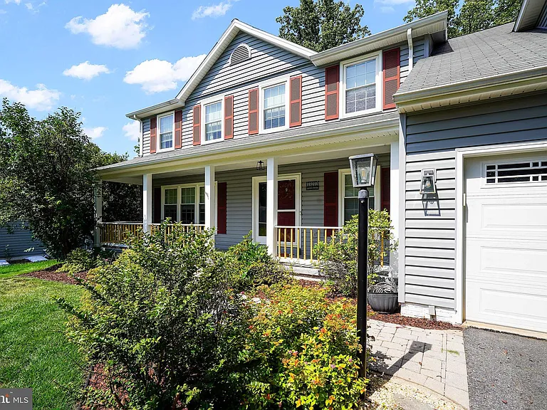 13212 Coralberry Dr — Photo 2
