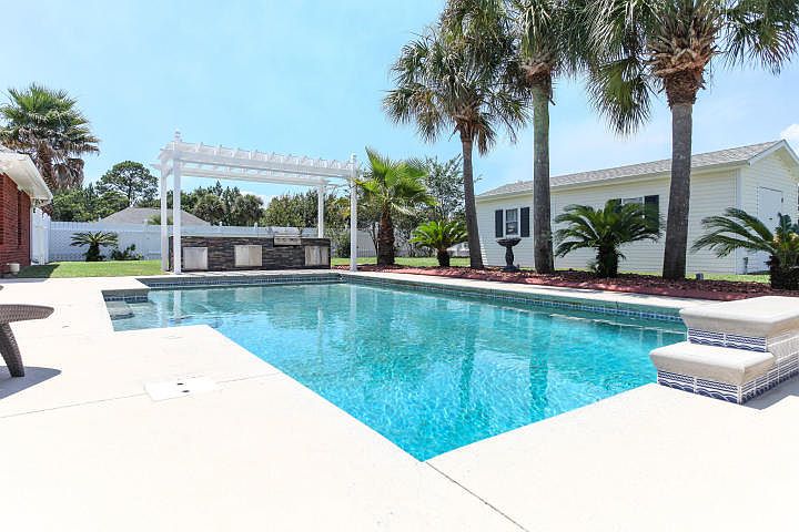 2nd image of 6700 Sea Gate Dr