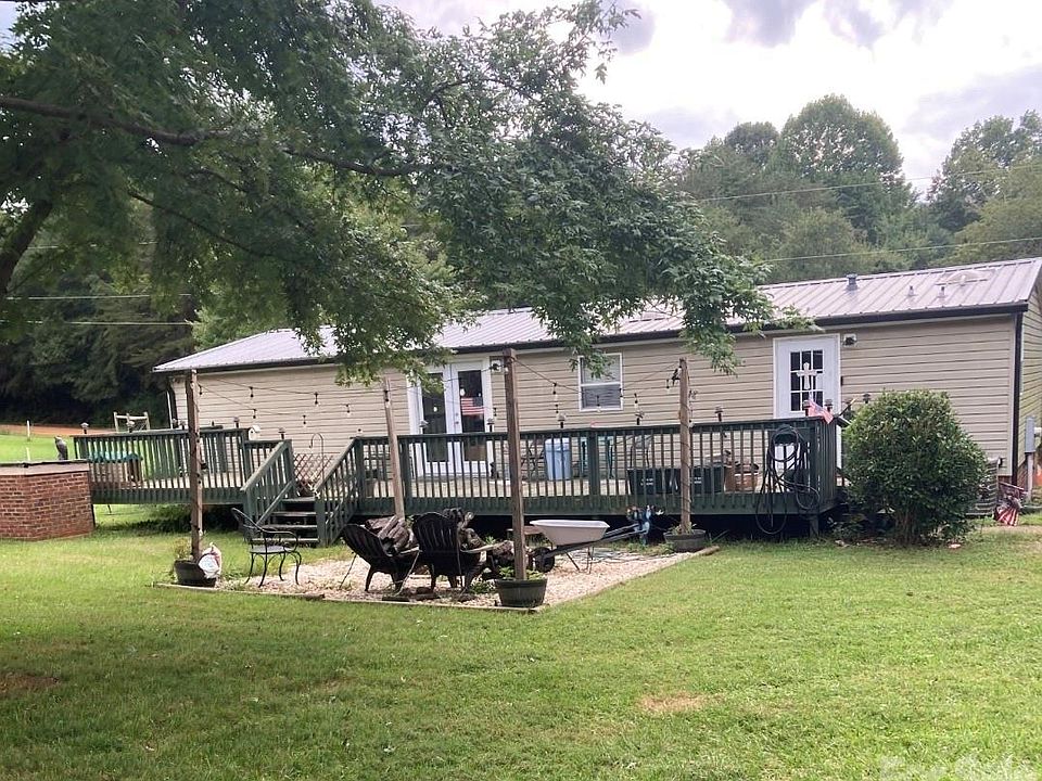 2nd image of 2044 Clareview Dr