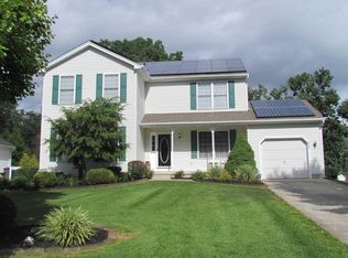 23 Westwood Rd, Mays Landing, NJ 08330