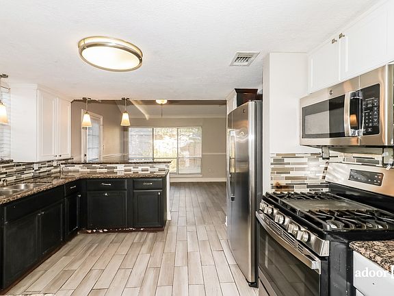 4th image of 10607 Sagevale Ln