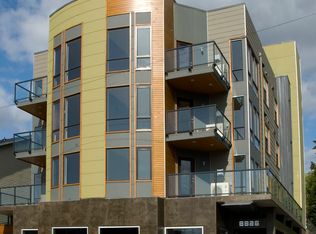 8826 25th Ave SW APT 303, Seattle, WA 98106