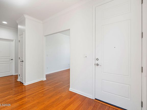 5th image of 1285 Cliff Park Way
