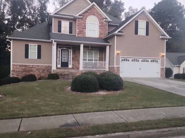 212 Fairway Dr, Newnan, GA 30265