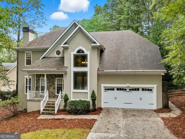 201 Colonial Dr, Woodstock, GA 30189