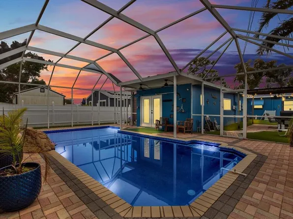 1322 Freemont St S, Gulfport, FL 33707