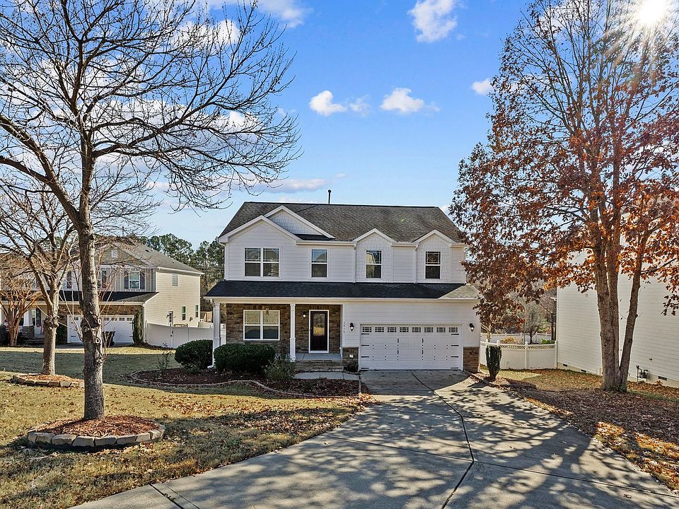 1st image of 3015 Stamford Green Dr