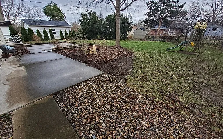1207 Broadmoor Dr — Photo 13
