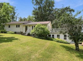 21126 210th St, Hutchinson, MN 55350