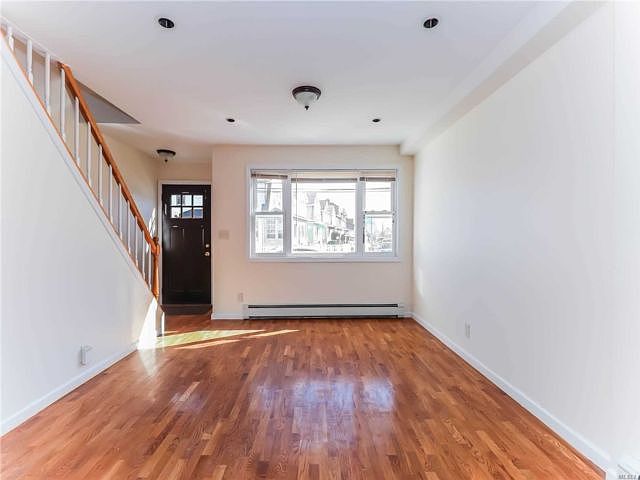 1st image of 10320 217th Ln