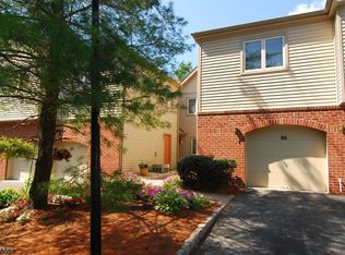 86 Sunrise Dr, Whippany, NJ 07981
