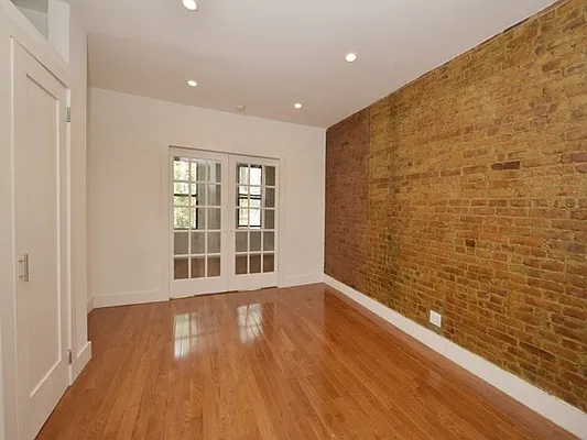 Rented by Cooper & Cooper Real Estate | media 5