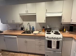 321 Railway St #202, Vancouver, BC V6A 1A4