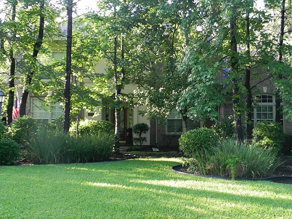 This is why they call it "The Woodlands".