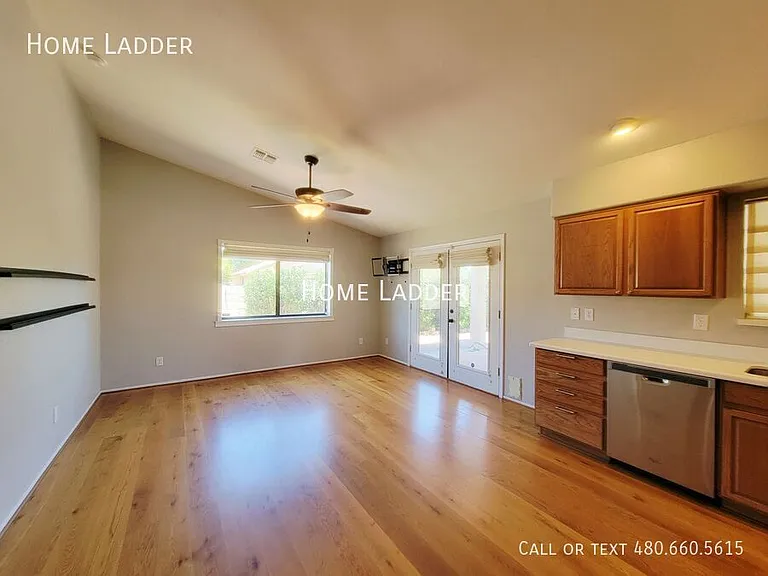 11520 W Citrus Grv — Photo 2