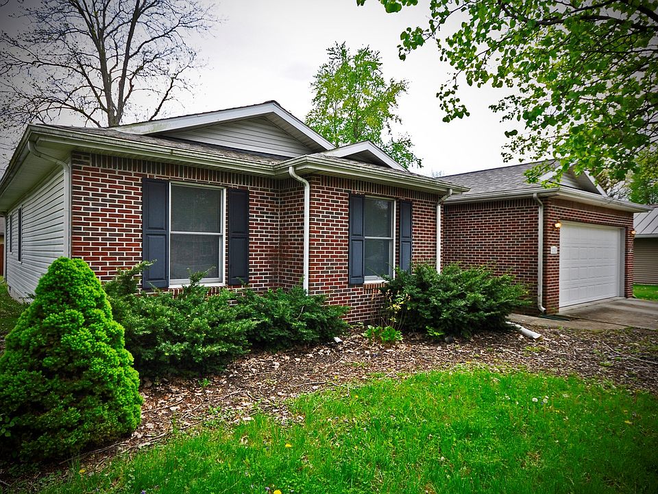 1st image of 2301 W Christy Ln